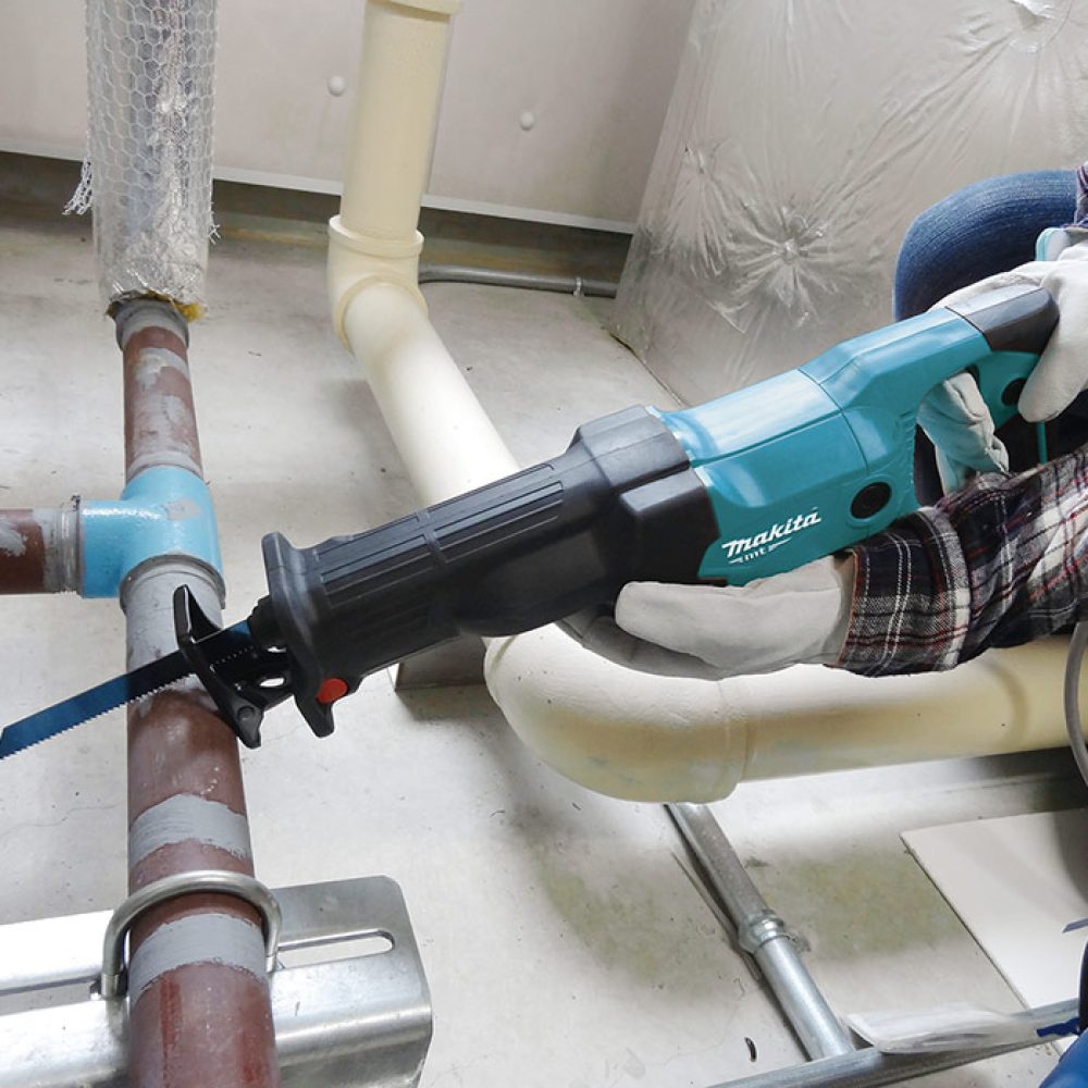 Serra Sabre | Makita